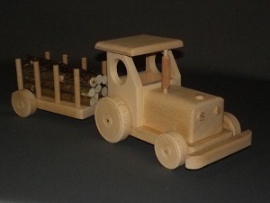 Tracteur avec remorque bois